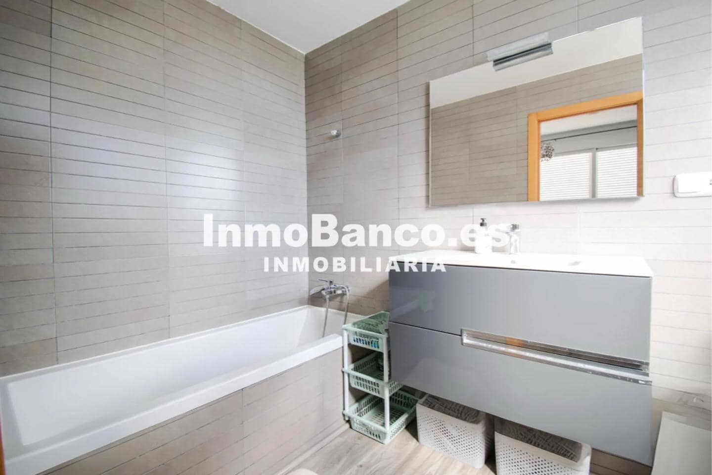 4 slaapkamer Villa te koop in Chiva - € 365.000 (Ref: 9427635)