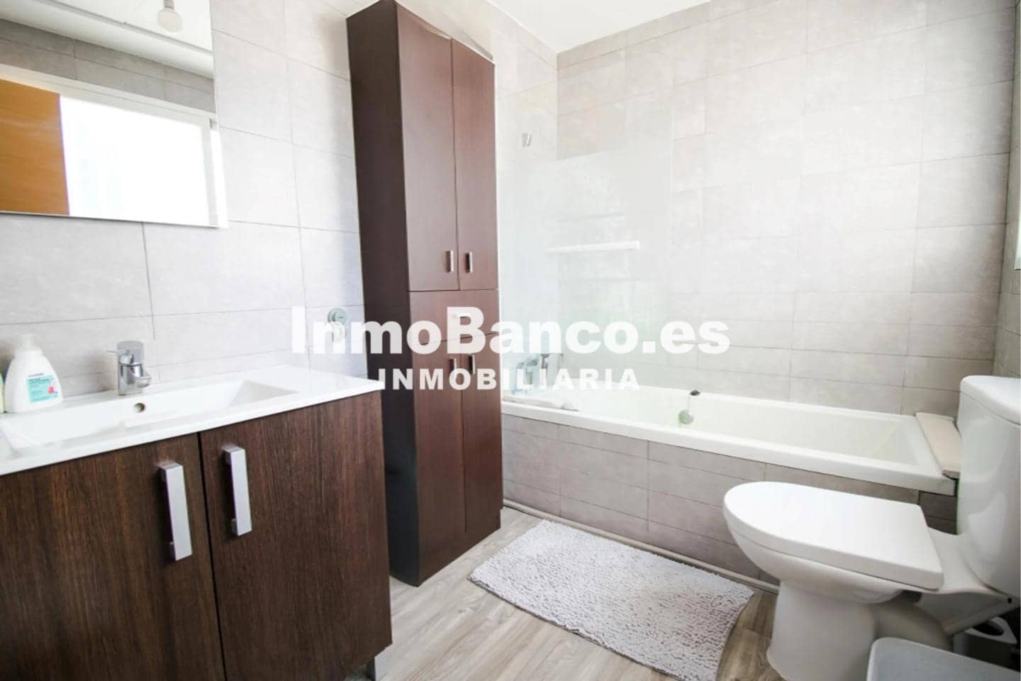 4 slaapkamer Villa te koop in Chiva - € 365.000 (Ref: 9427635)