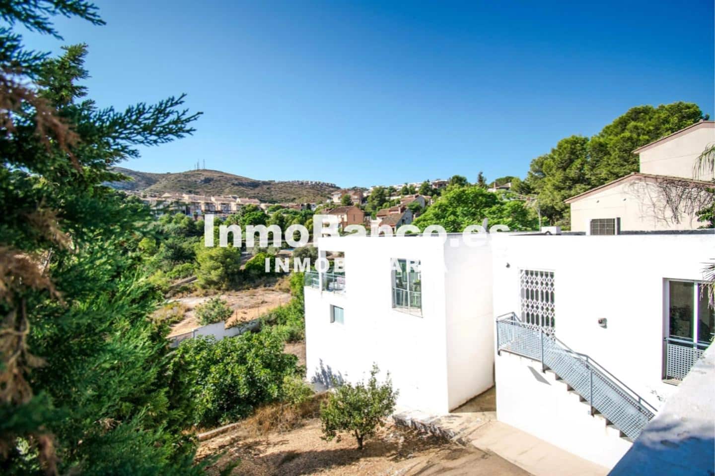 4 slaapkamer Villa te koop in Chiva - € 365.000 (Ref: 9427635)