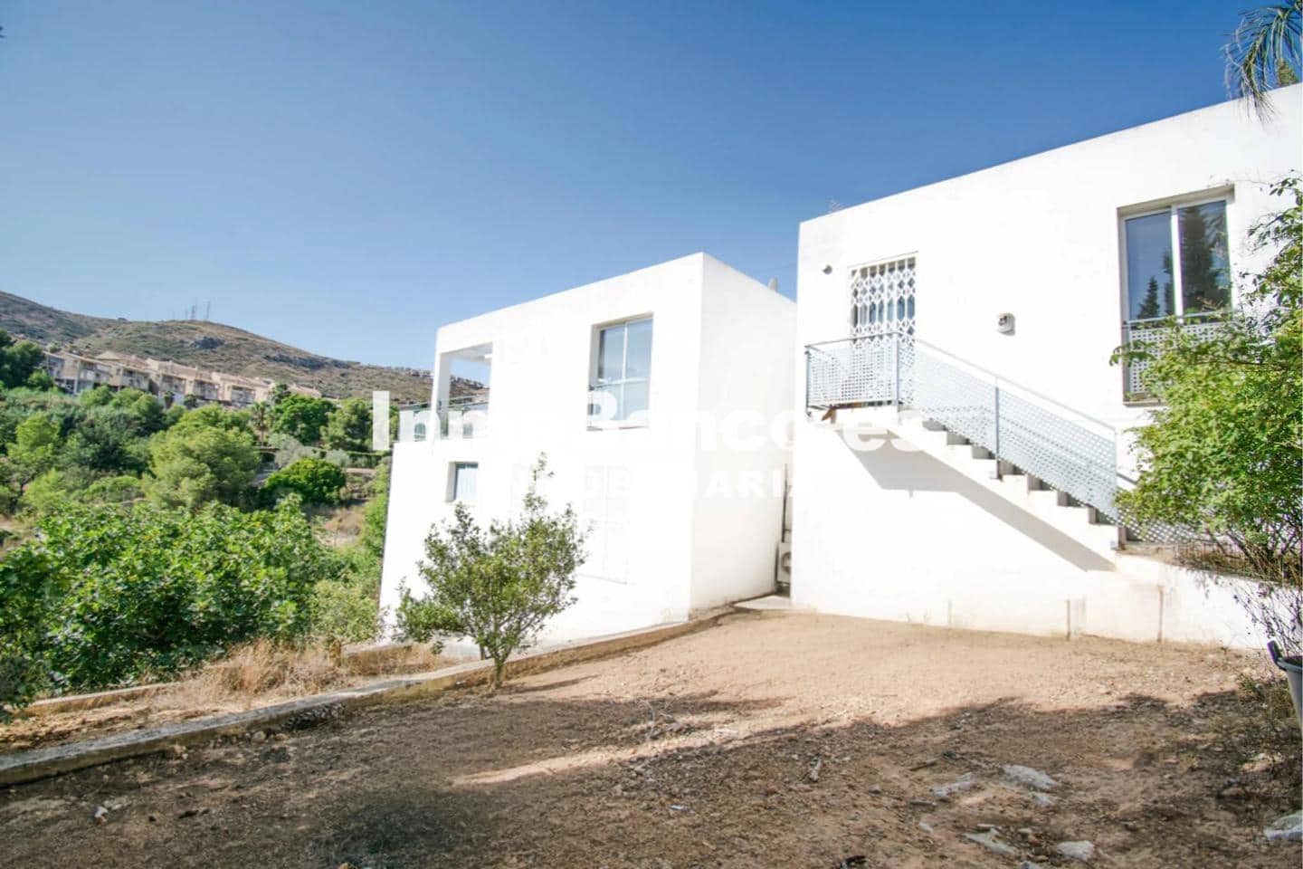 4 slaapkamer Villa te koop in Chiva - € 365.000 (Ref: 9427635)