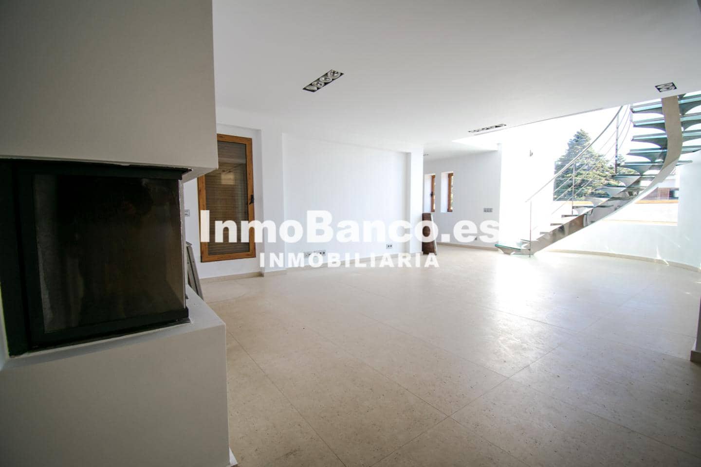 6 slaapkamer Villa te koop in Torrent met zwembad - € 525.000 (Ref: 9427638)