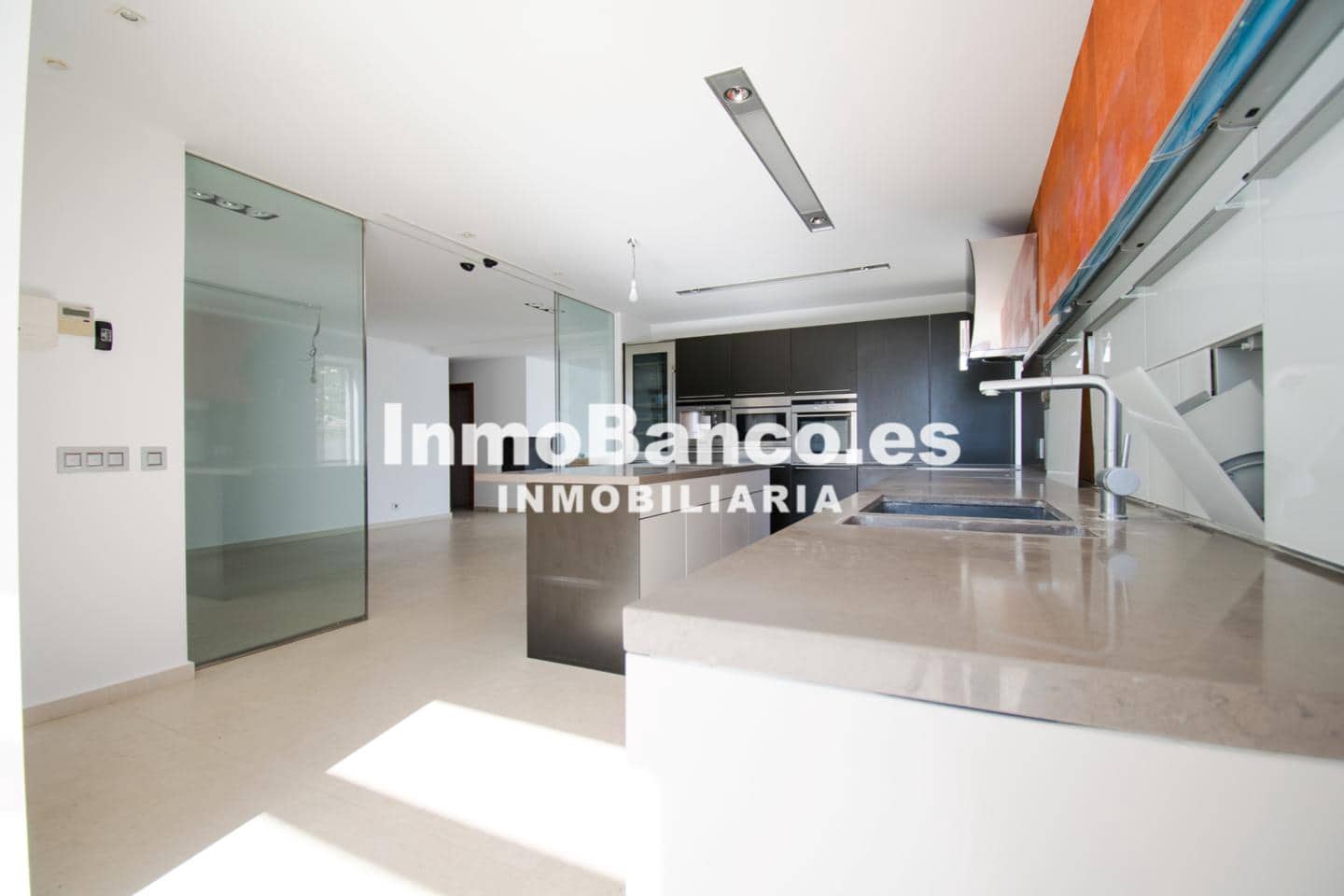 6 slaapkamer Villa te koop in Torrent met zwembad - € 525.000 (Ref: 9427638)