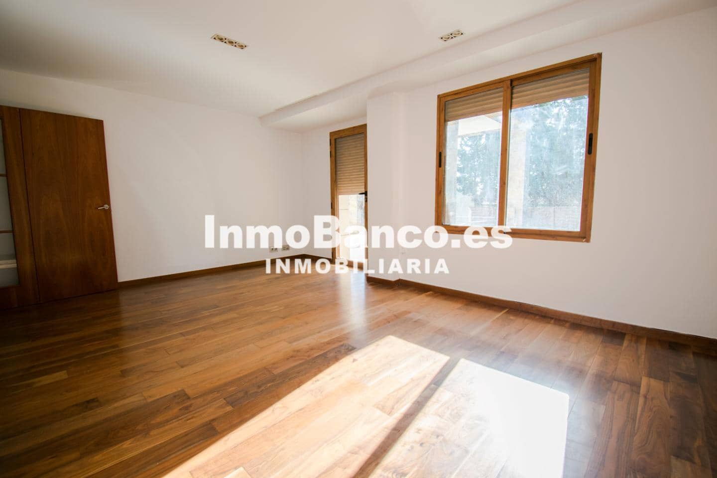 6 slaapkamer Villa te koop in Torrent met zwembad - € 525.000 (Ref: 9427638)