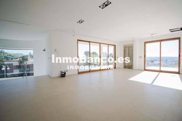 6 quarto Moradia para venda em Torrent com piscina - 525 000 € (Ref: 9427638)