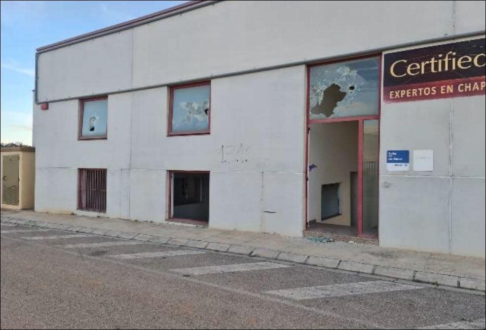 Commerciale in vendita in Alzira - 470.000 € (Rif: 9427646)