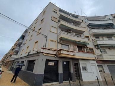 3 bedroom Flat for sale in Catarroja - € 82,000 (Ref: 9427649)