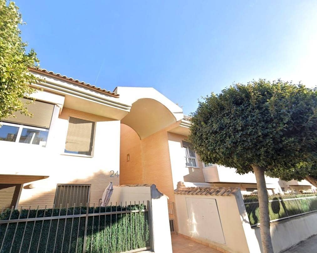 4 bedroom Flat for sale in Picanya - € 242,100 (Ref: 9427656)