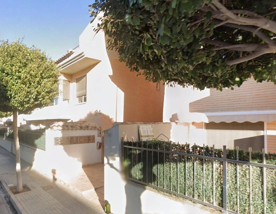 4 bedroom Flat for sale in Picanya - € 242,100 (Ref: 9427656)