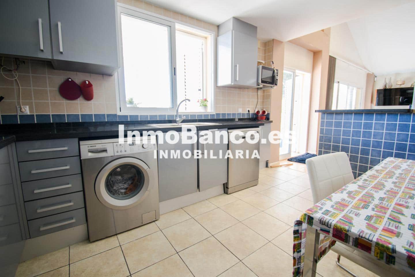 Chalet de 3 habitaciones en Torrent en venta con piscina garaje - 340.000 € (Ref: 9427665)