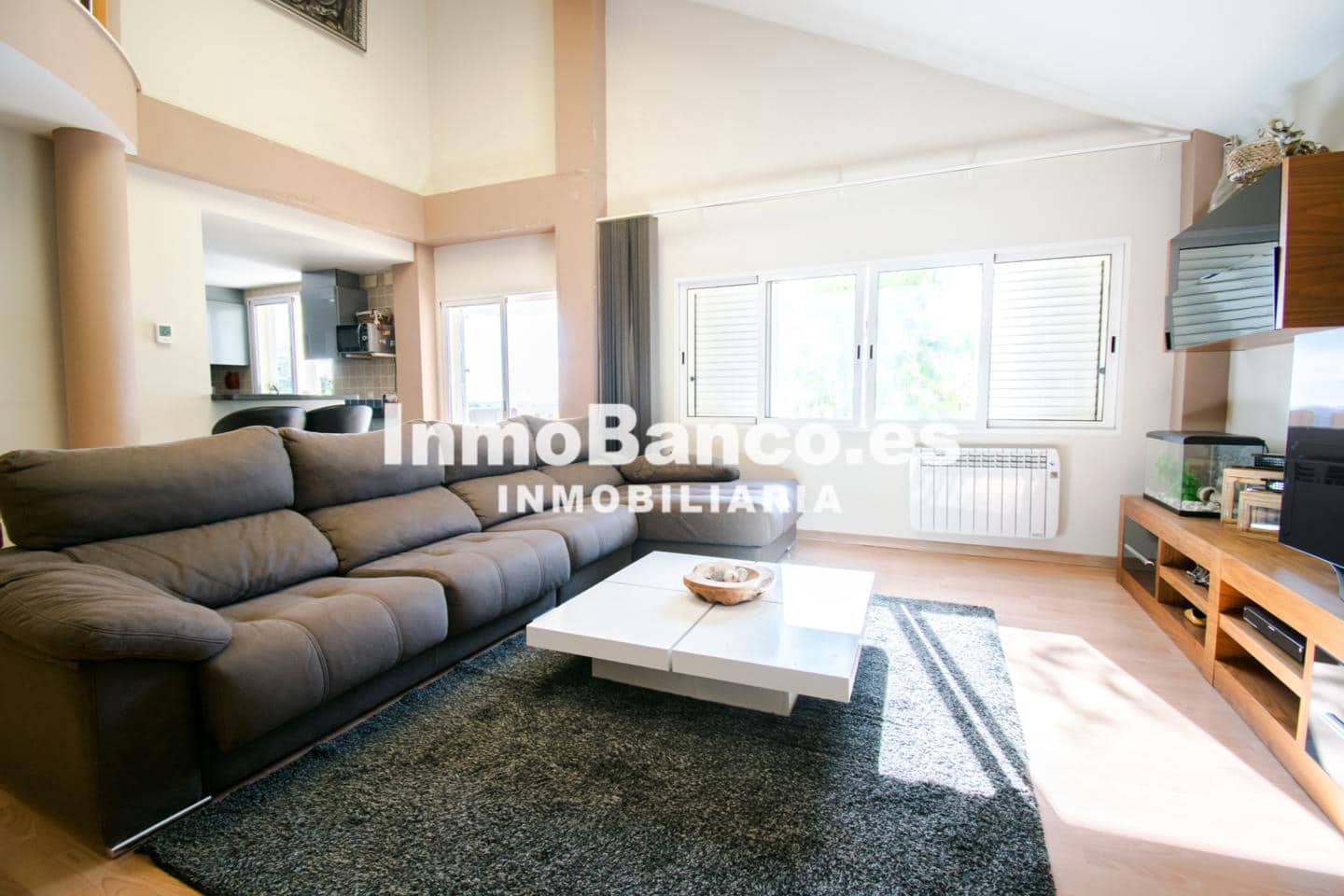 Chalet de 3 habitaciones en Torrent en venta con piscina garaje - 340.000 € (Ref: 9427665)