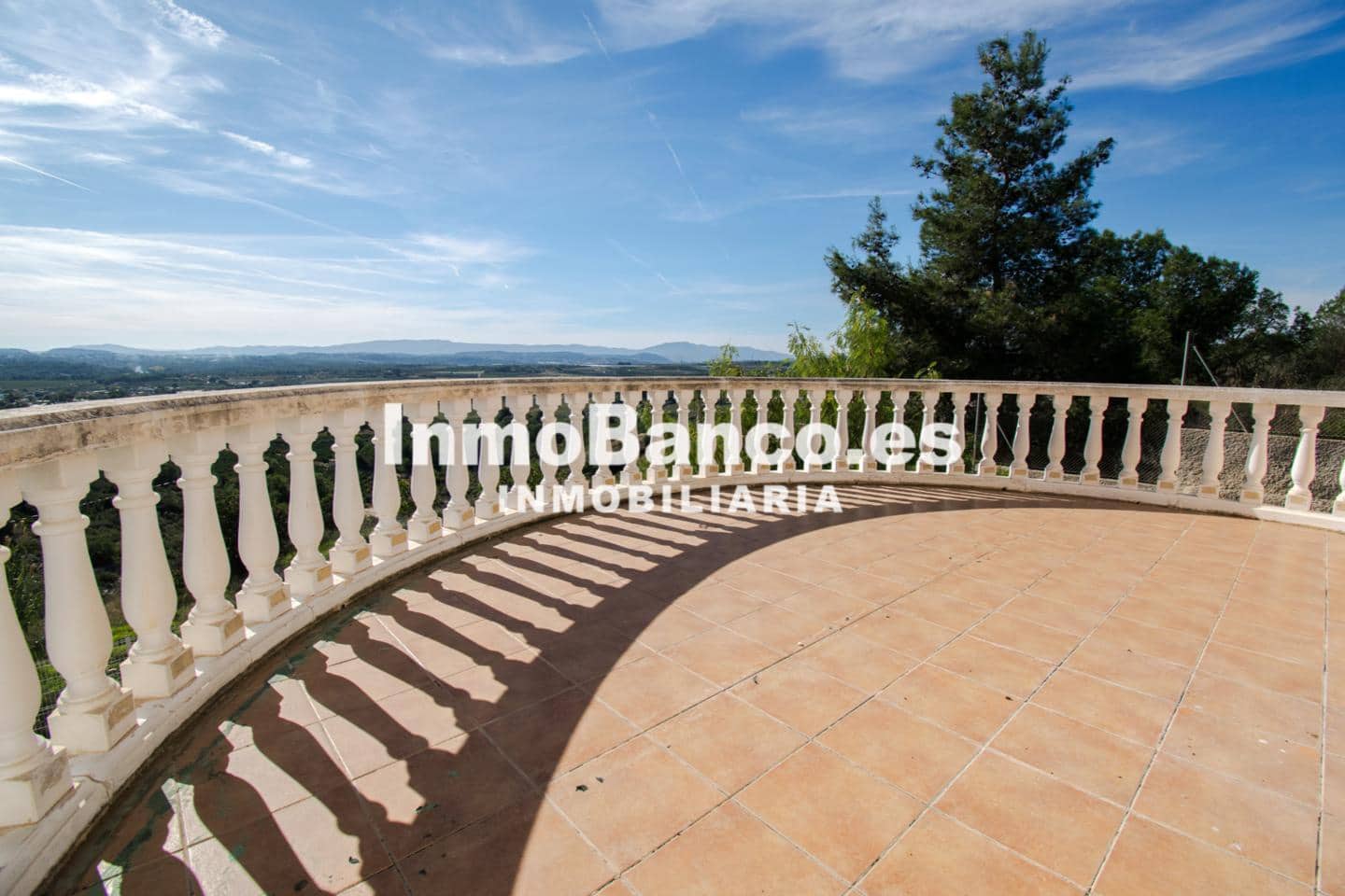 Chalet de 3 habitaciones en Torrent en venta con piscina garaje - 340.000 € (Ref: 9427665)