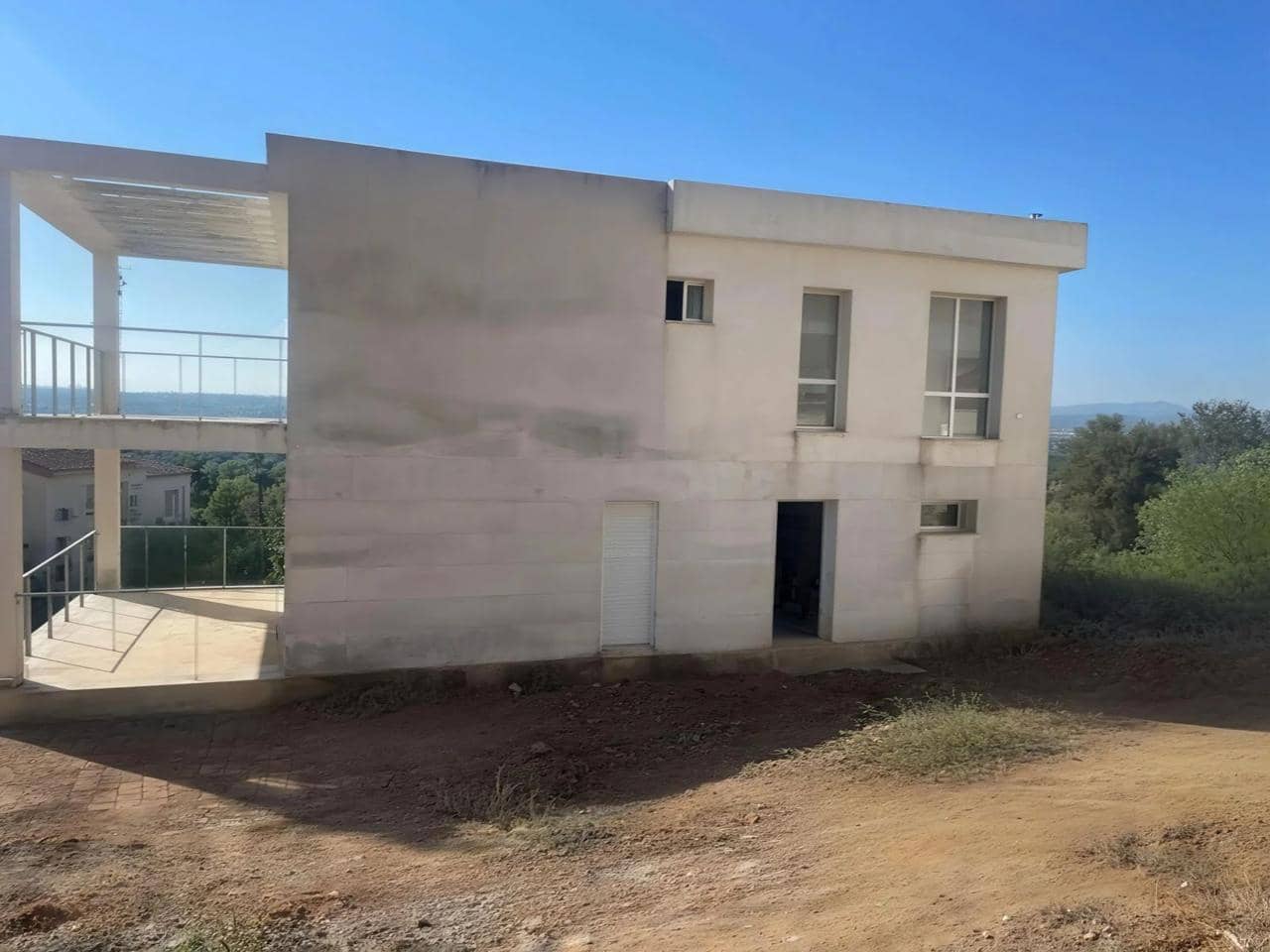 4 sovrum Villa till salu i Chiva med pool - 350 000 € (Ref: 9427666)