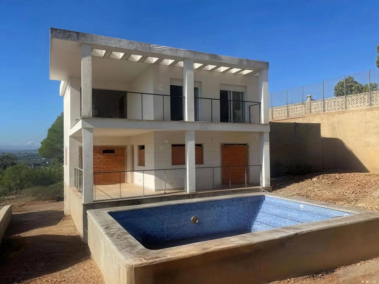 4 sovrum Villa till salu i Chiva med pool - 350 000 € (Ref: 9427666)