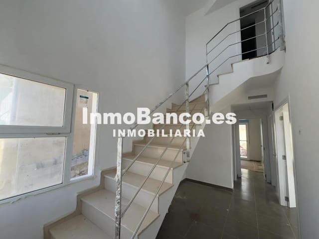 4 makuuhuone Huvila myytävänä paikassa Chiva mukana uima-altaan - 350 000 € (Ref: 9427666)