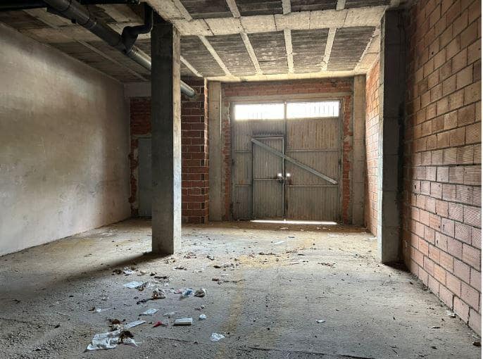 1 slaapkamer Bedrijf te koop in Aldaia - € 292.000 (Ref: 9427671)