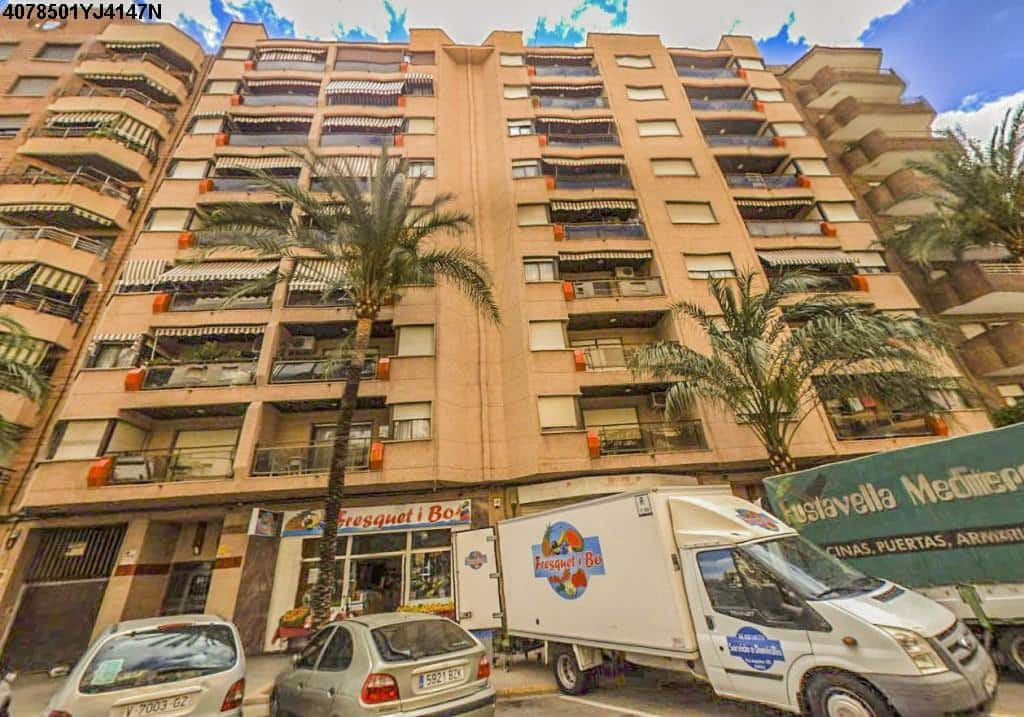 2 bedroom Business for sale in Gandia - € 96,000 (Ref: 9427675)