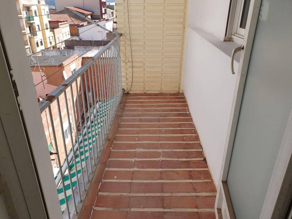 3 quarto Apartamento para venda em L'Alcudia de Crespins - 43 000 € (Ref: 9427687)