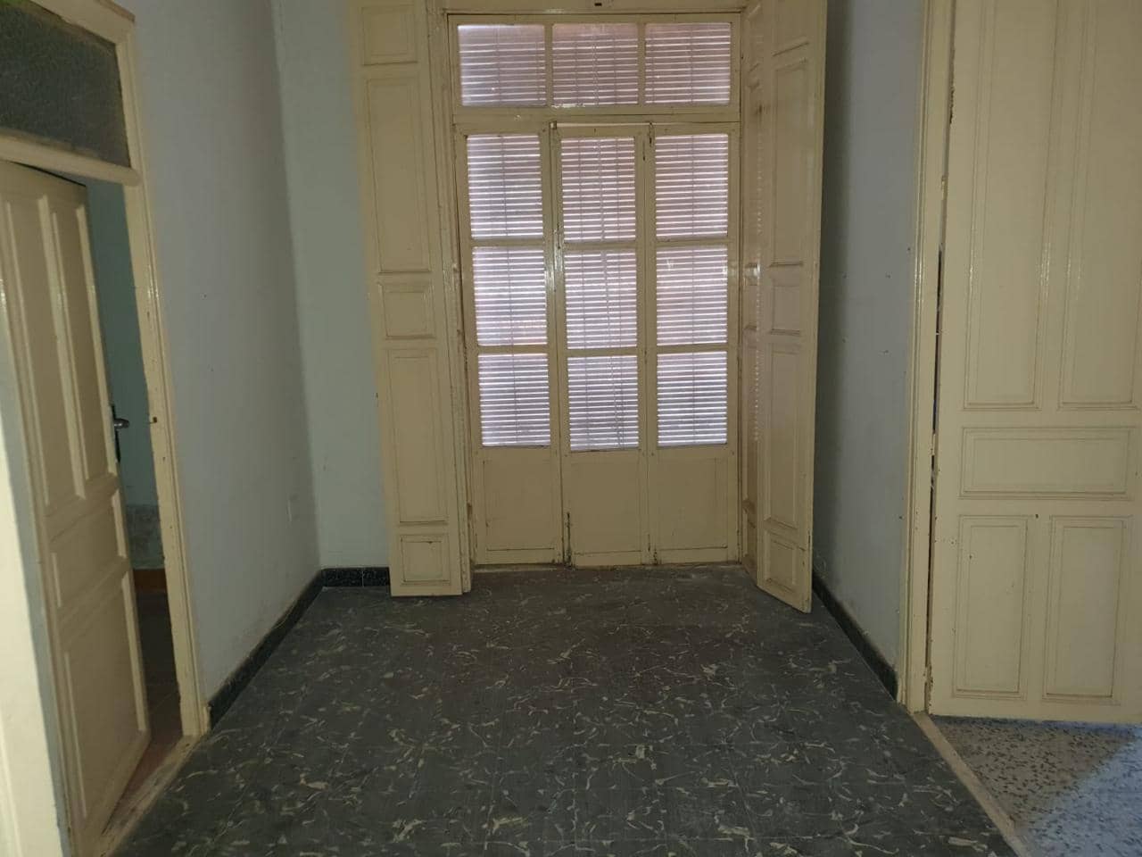 4 slaapkamer Villa te koop in Ayora - € 56.000 (Ref: 9427688)