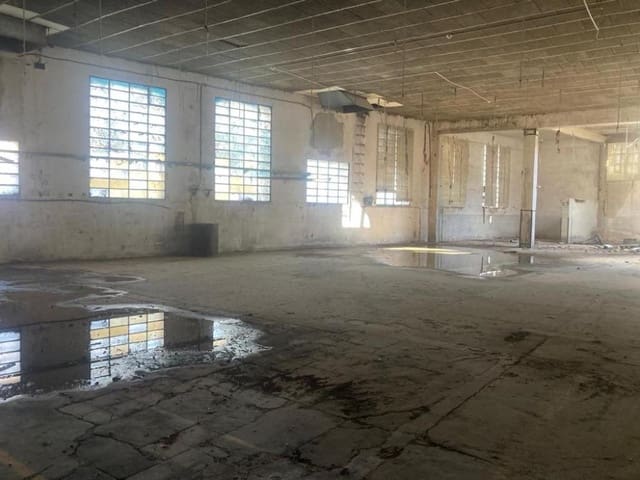 Commercieel te koop in Canals - € 1.075.000 (Ref: 9427690)