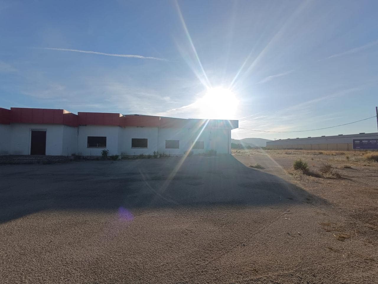 Comercial para venda em Oliva - 690 000 € (Ref: 9427709)