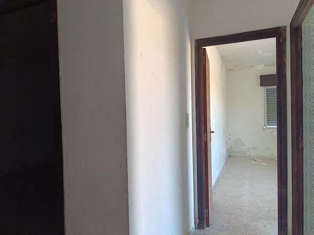 Comercial para venda em Oliva Pueblo, Oliva - 690 000 € (Ref: 9427709)