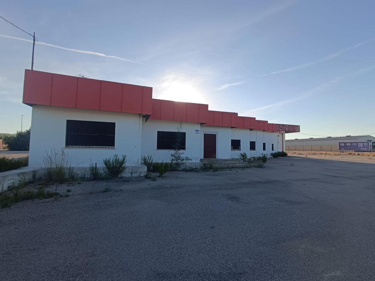 Comercial para venda em Oliva - 690 000 € (Ref: 9427709)