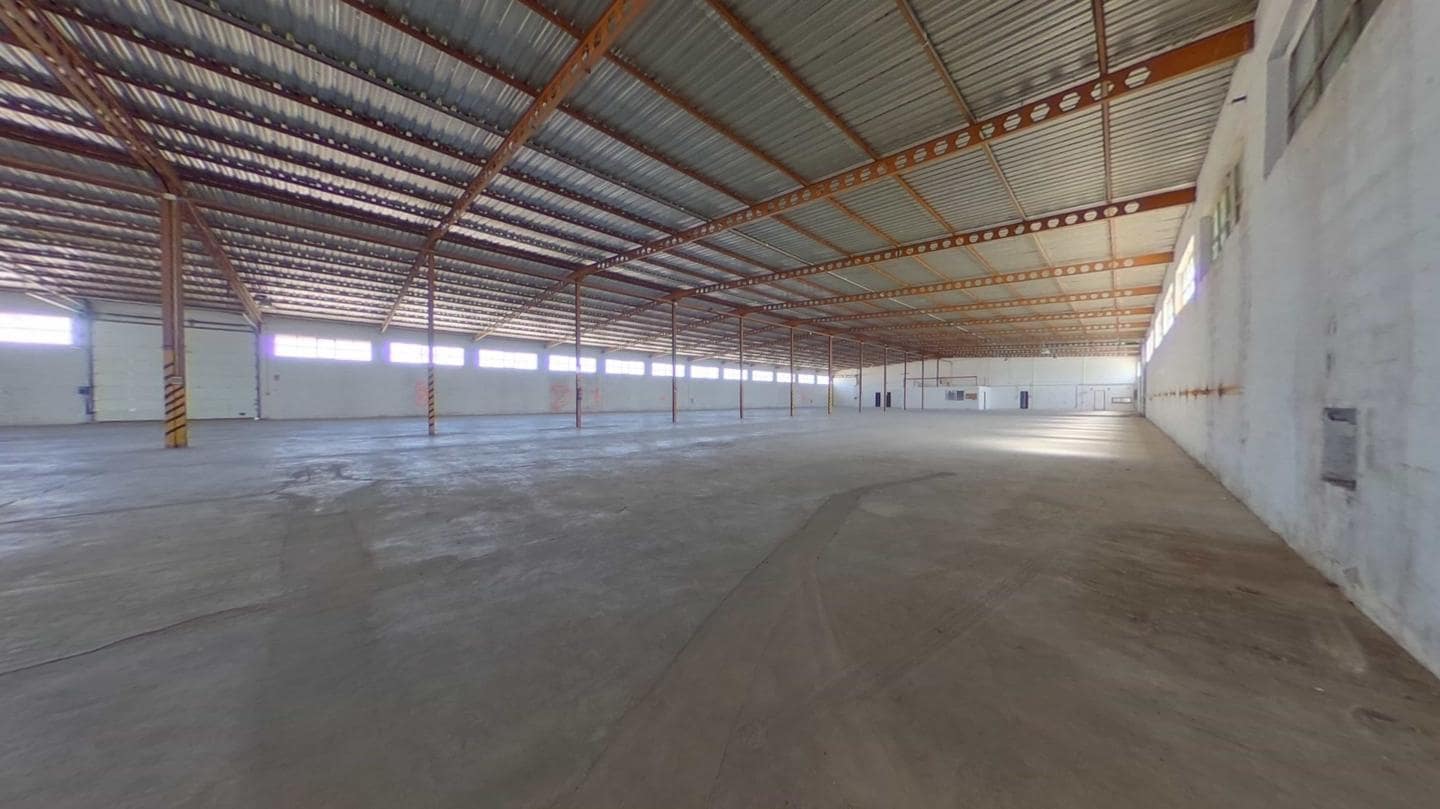 Comercial para venda em Oliva - 690 000 € (Ref: 9427709)