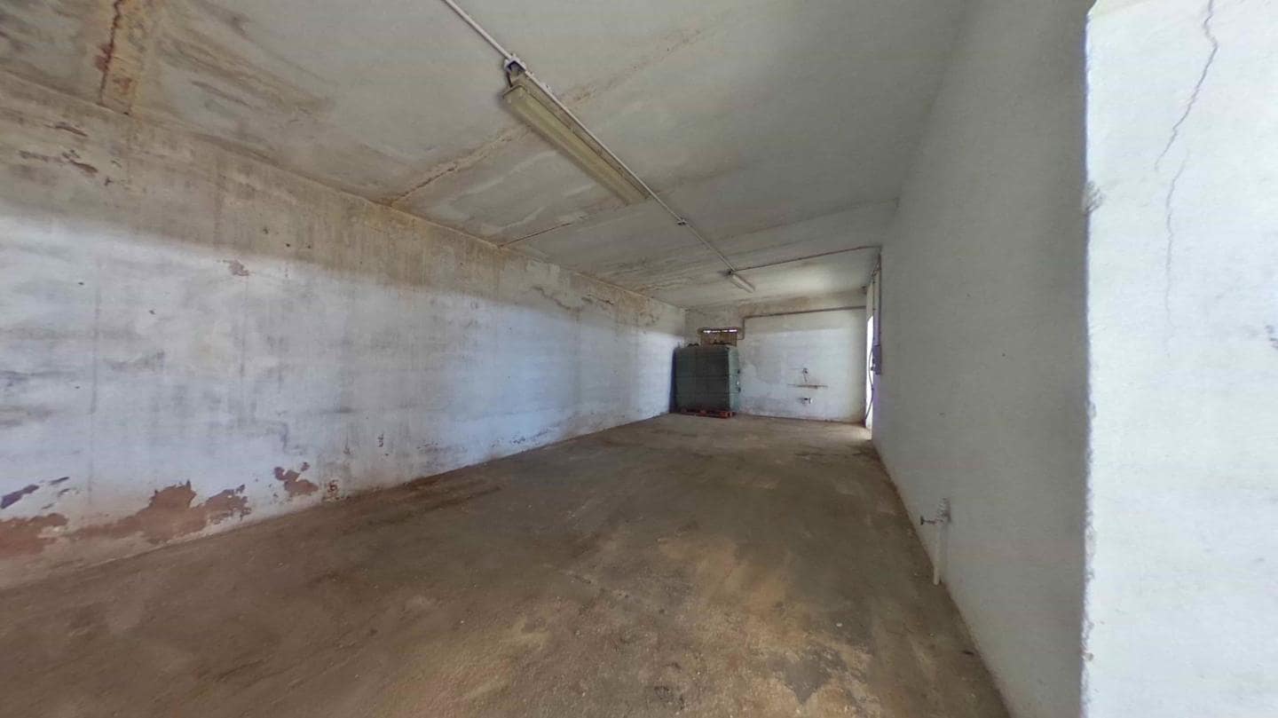 Comercial para venda em Oliva - 690 000 € (Ref: 9427709)