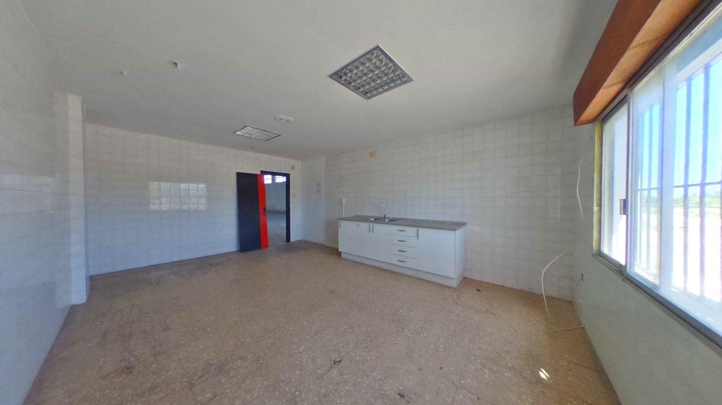 Comercial para venda em Oliva - 690 000 € (Ref: 9427709)