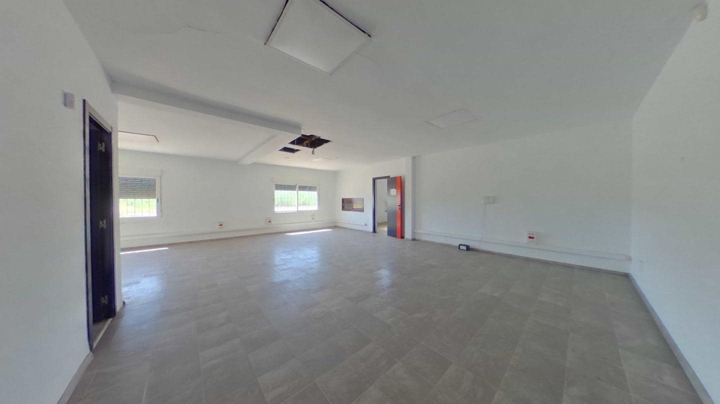 Comercial para venda em Oliva - 690 000 € (Ref: 9427709)