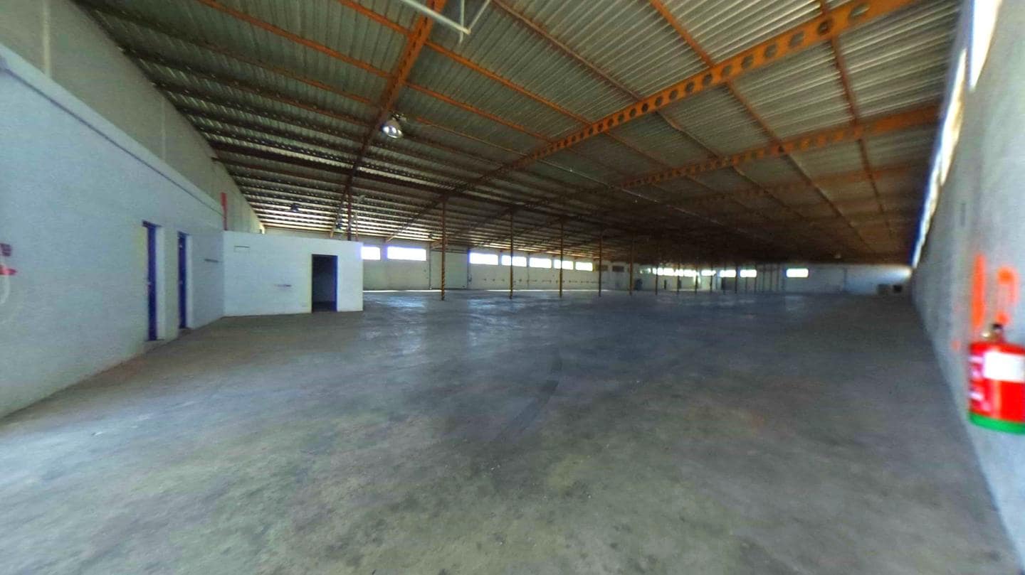 Comercial para venda em Oliva - 690 000 € (Ref: 9427709)