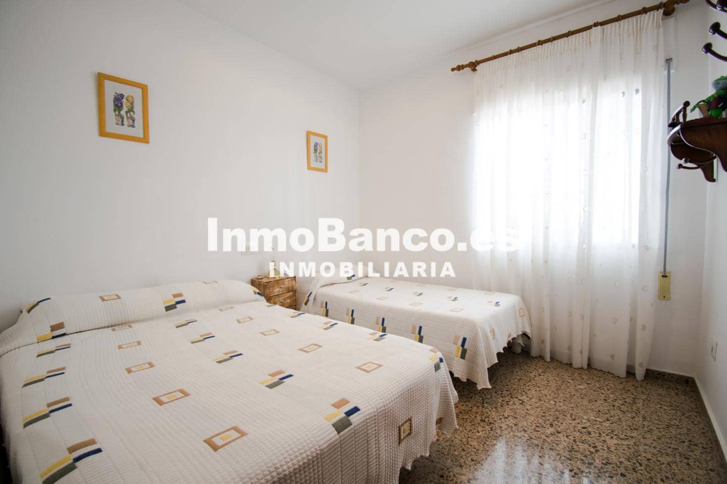 Chalet de 4 habitaciones en Torrent en venta con piscina garaje - 325.000 € (Ref: 9427712)