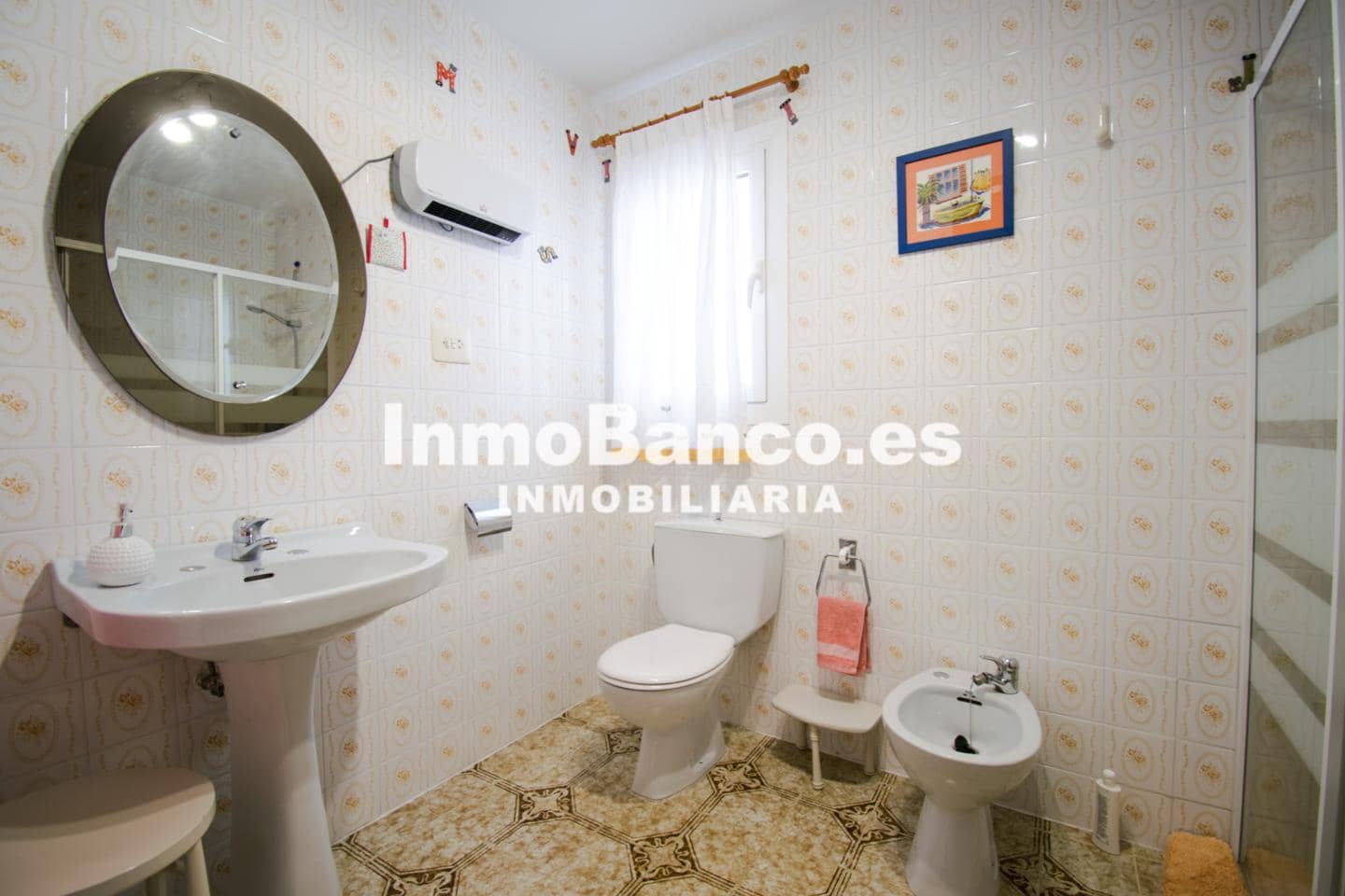 Chalet de 4 habitaciones en Torrent en venta con piscina garaje - 325.000 € (Ref: 9427712)