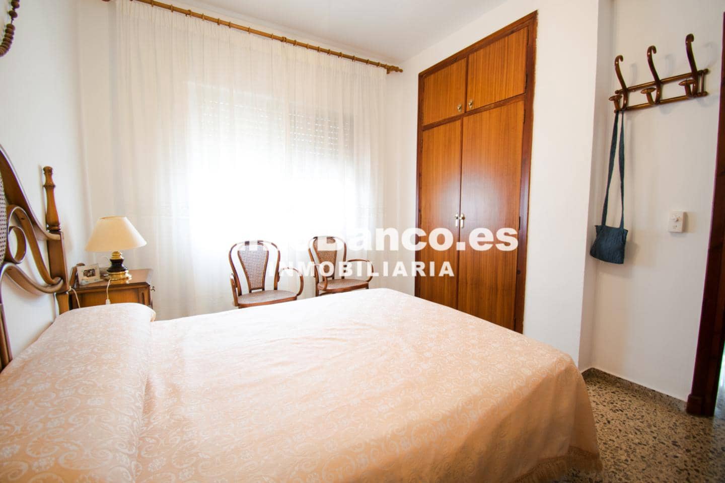 Chalet de 4 habitaciones en Torrent en venta con piscina garaje - 325.000 € (Ref: 9427712)