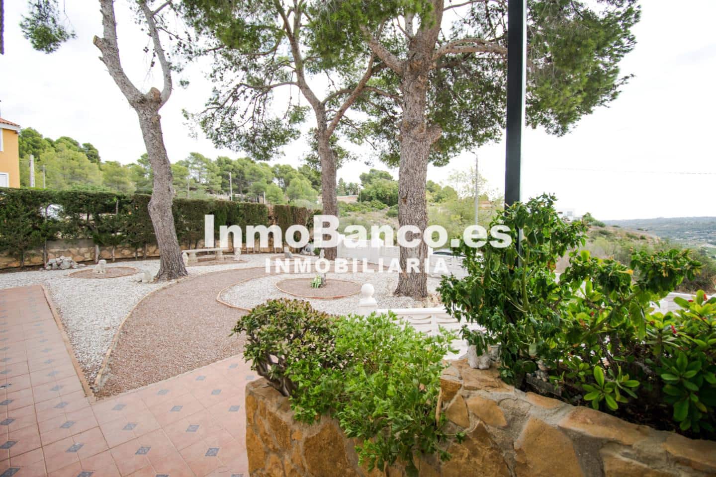 Chalet de 4 habitaciones en Torrent en venta con piscina garaje - 325.000 € (Ref: 9427712)