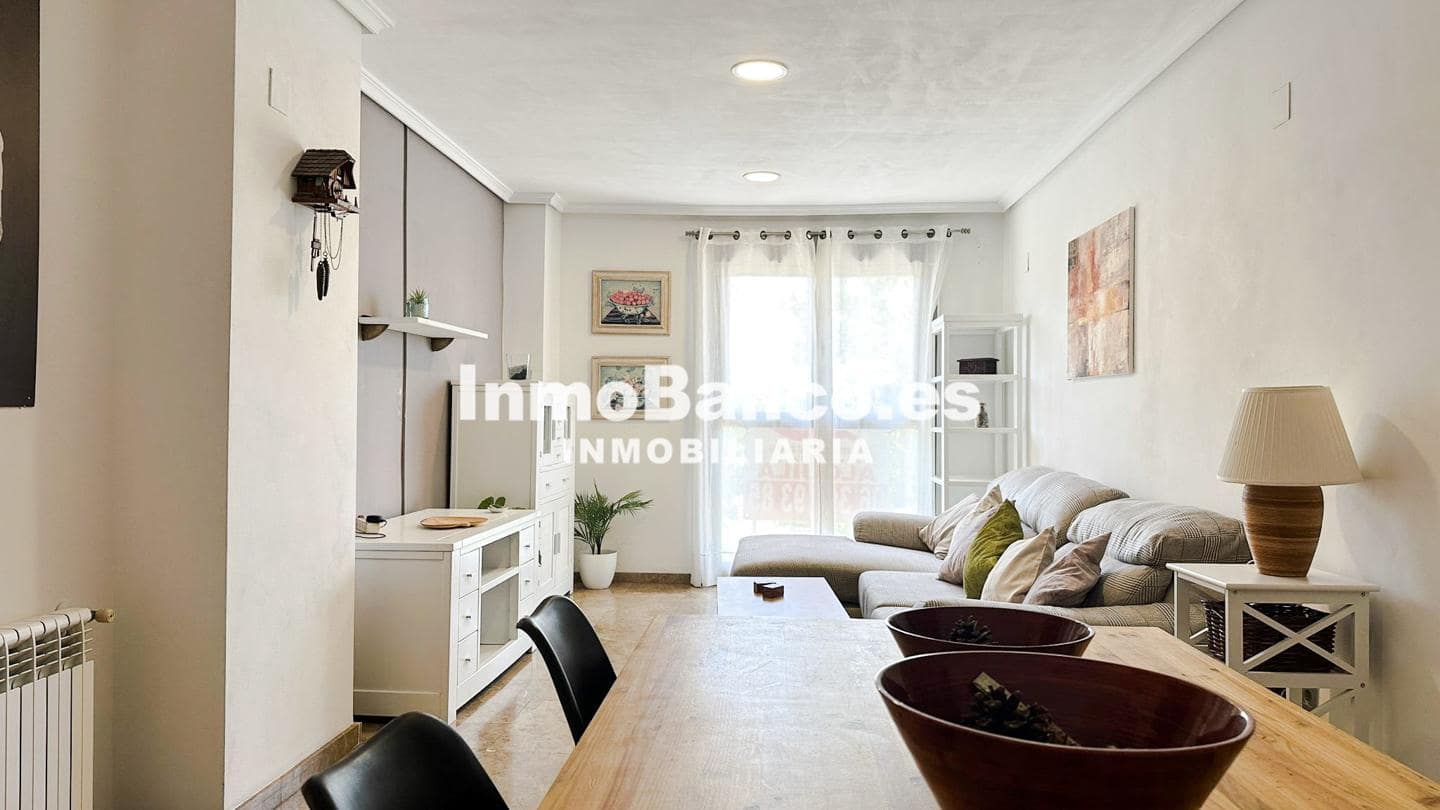Piso de 3 habitaciones en València ciudad en alquiler con garaje - 2.200 € (Ref: 9427716)