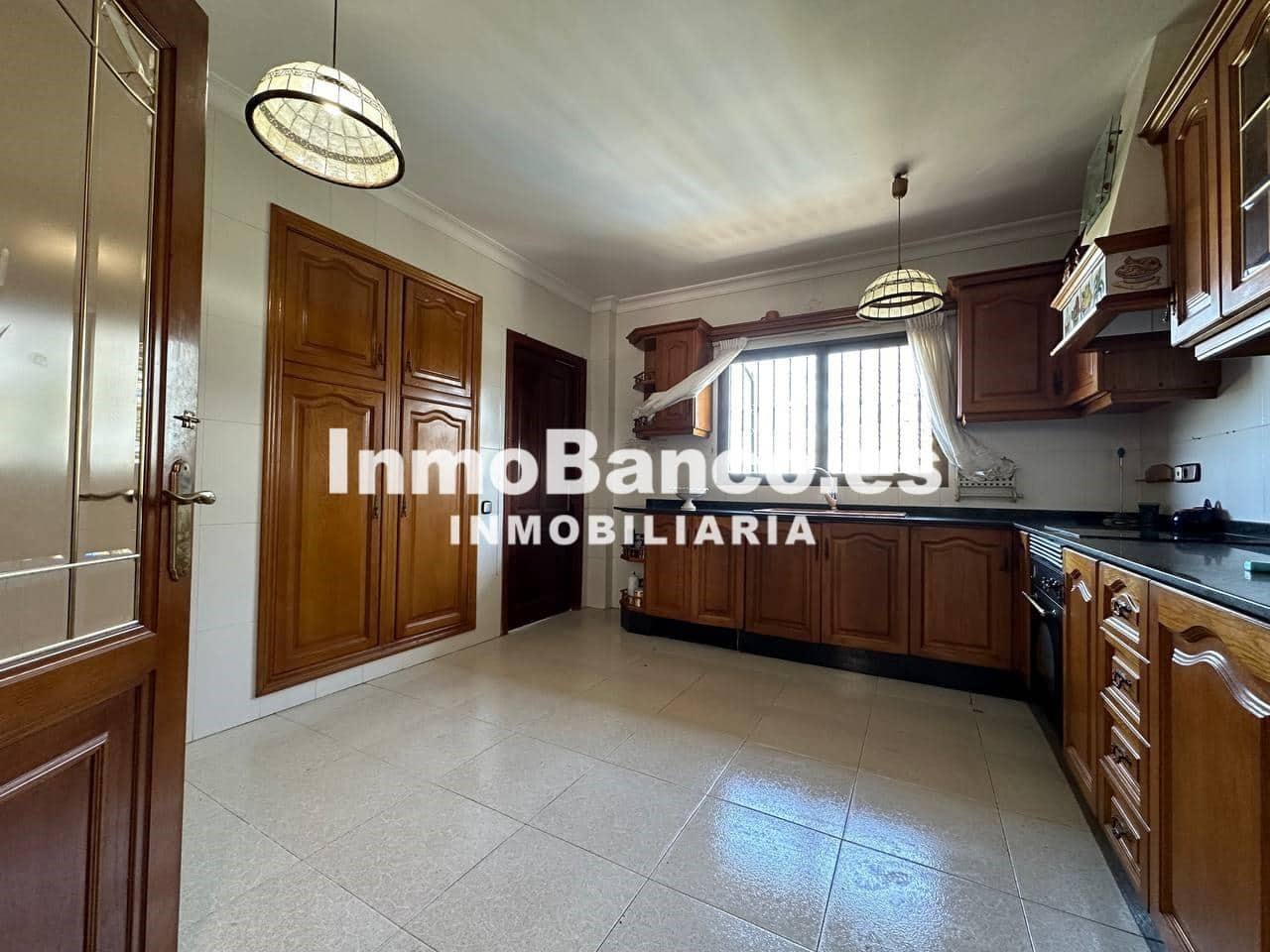 6 camera da letto Villa in vendita in Chiva con piscina - 450.000 € (Rif: 9427717)