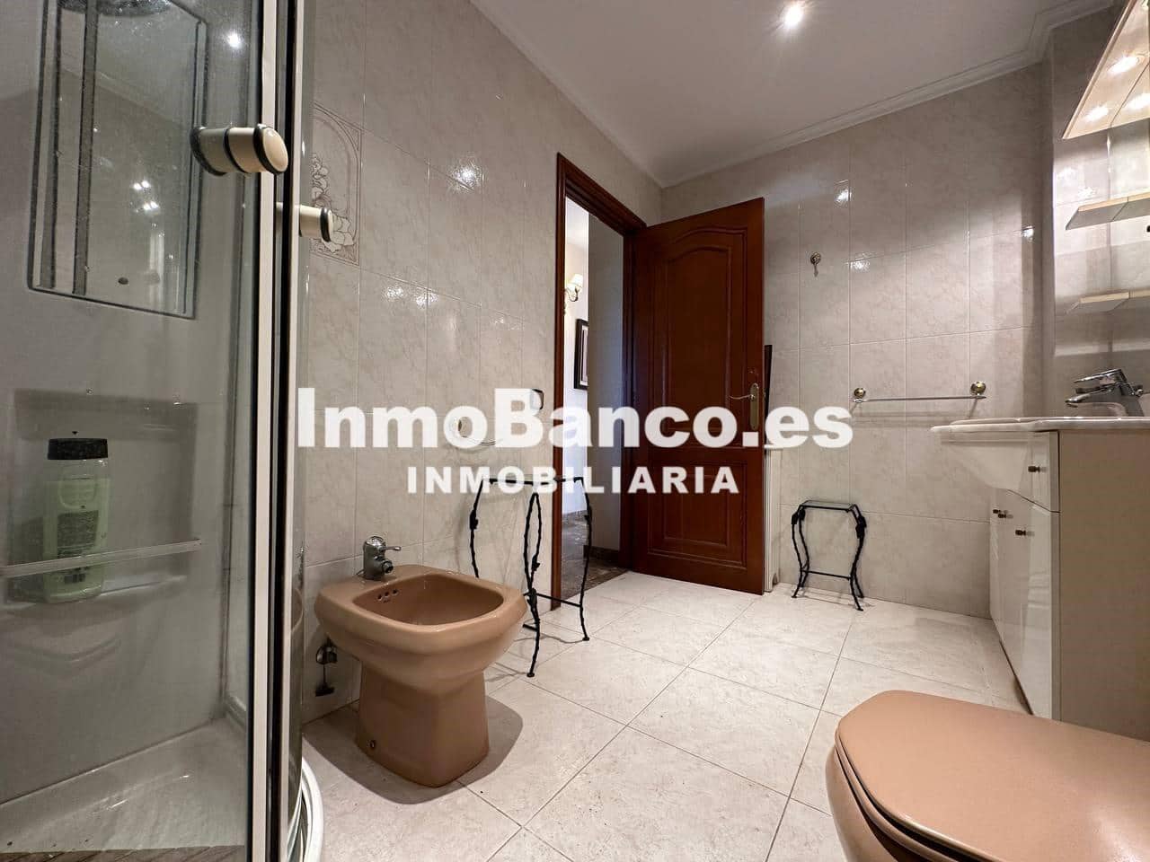 6 camera da letto Villa in vendita in Chiva con piscina - 450.000 € (Rif: 9427717)