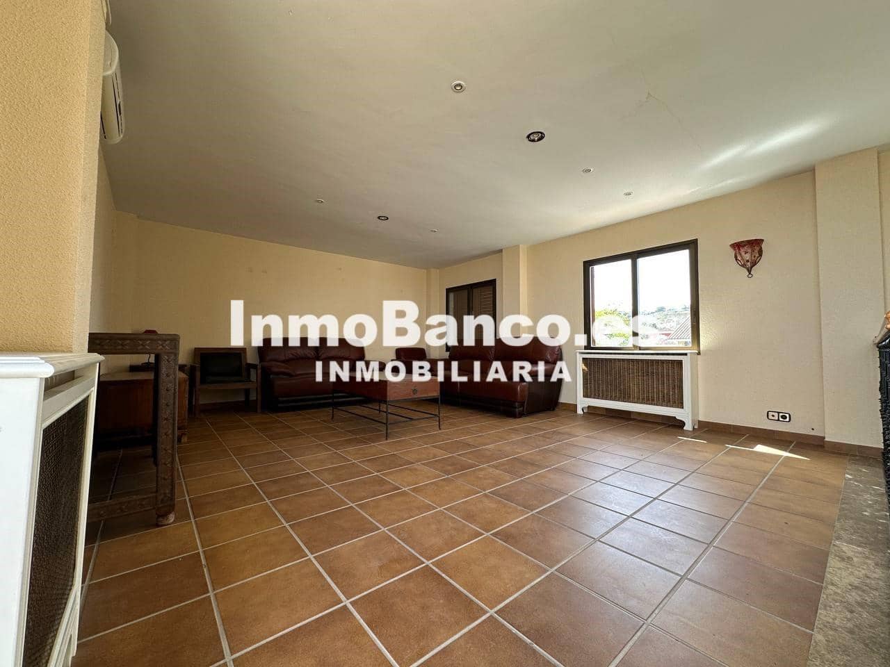 6 camera da letto Villa in vendita in Chiva con piscina - 450.000 € (Rif: 9427717)