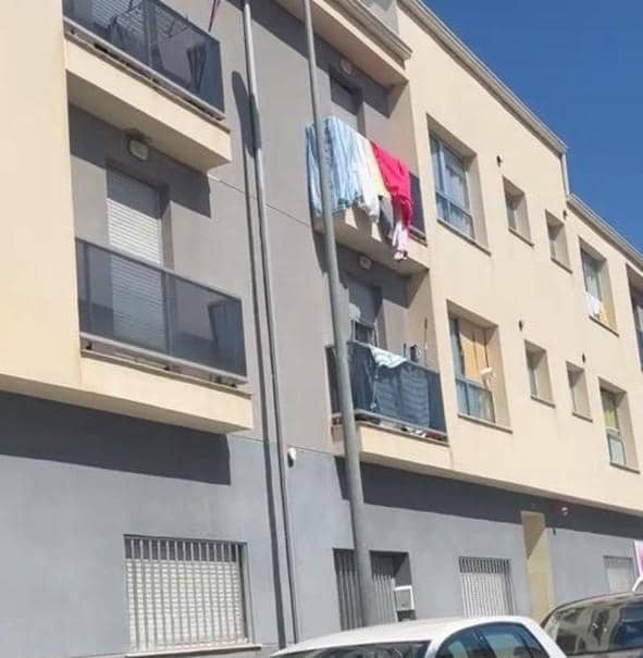 1 makuuhuone Asunto myytävänä paikassa Almoines - 57 000 € (Ref: 9427721)