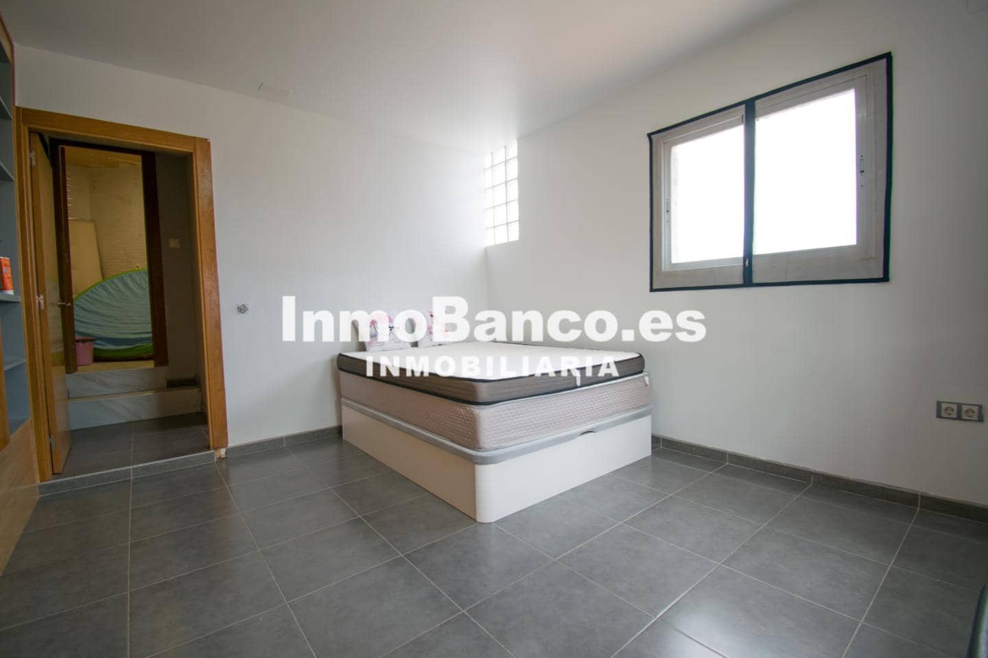 5 quarto Moradia para venda em Chiva - 360 000 € (Ref: 9427738)