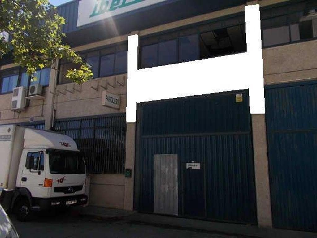 Erhverv til salg i San Sebastian de los Reyes - € 323.800 (Ref: 9427751)