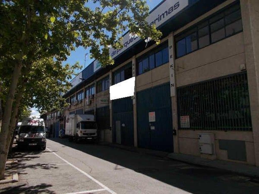 Erhverv til salg i San Sebastian de los Reyes - € 323.800 (Ref: 9427751)