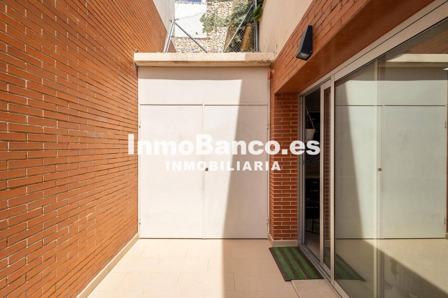 3 chambre Villa/Maison à vendre à Chiva avec garage - 360 000 € (Ref: 9427753)