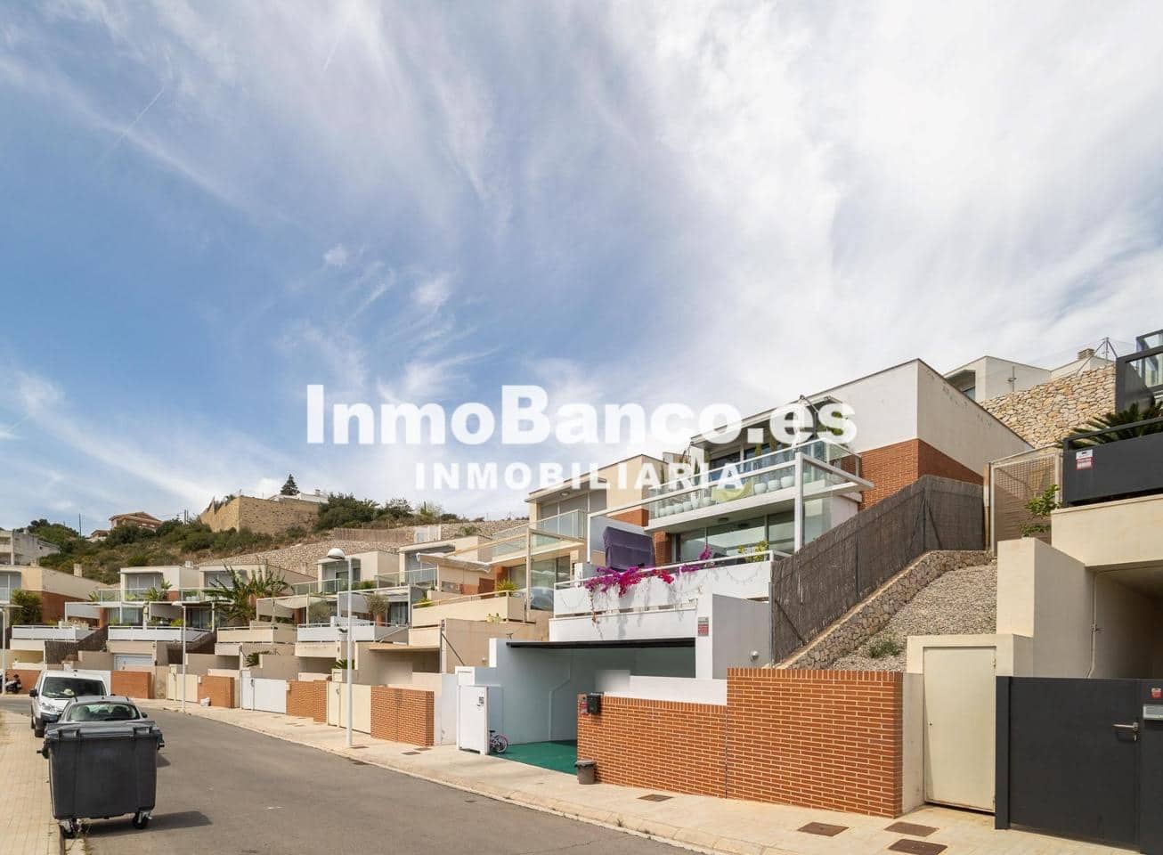 3 chambre Villa/Maison à vendre à Chiva avec garage - 360 000 € (Ref: 9427753)