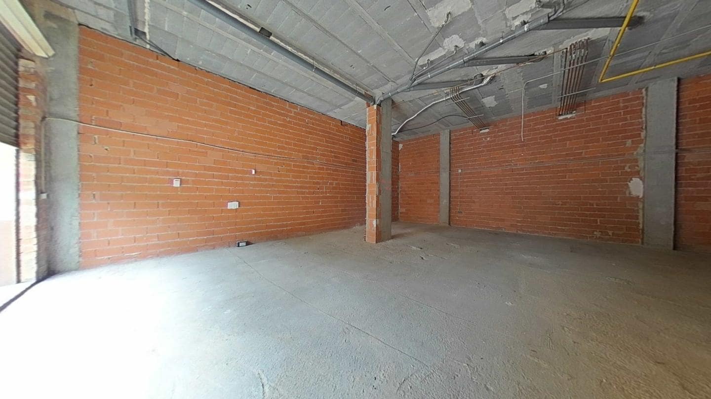 1 slaapkamer Bedrijf te koop in Aldaia - € 63.100 (Ref: 9427756)