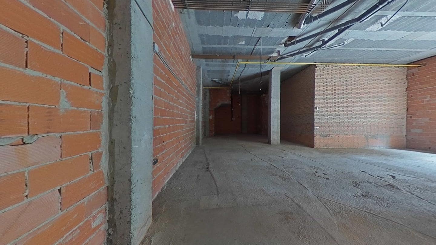 1 slaapkamer Bedrijf te koop in Aldaia - € 63.100 (Ref: 9427756)