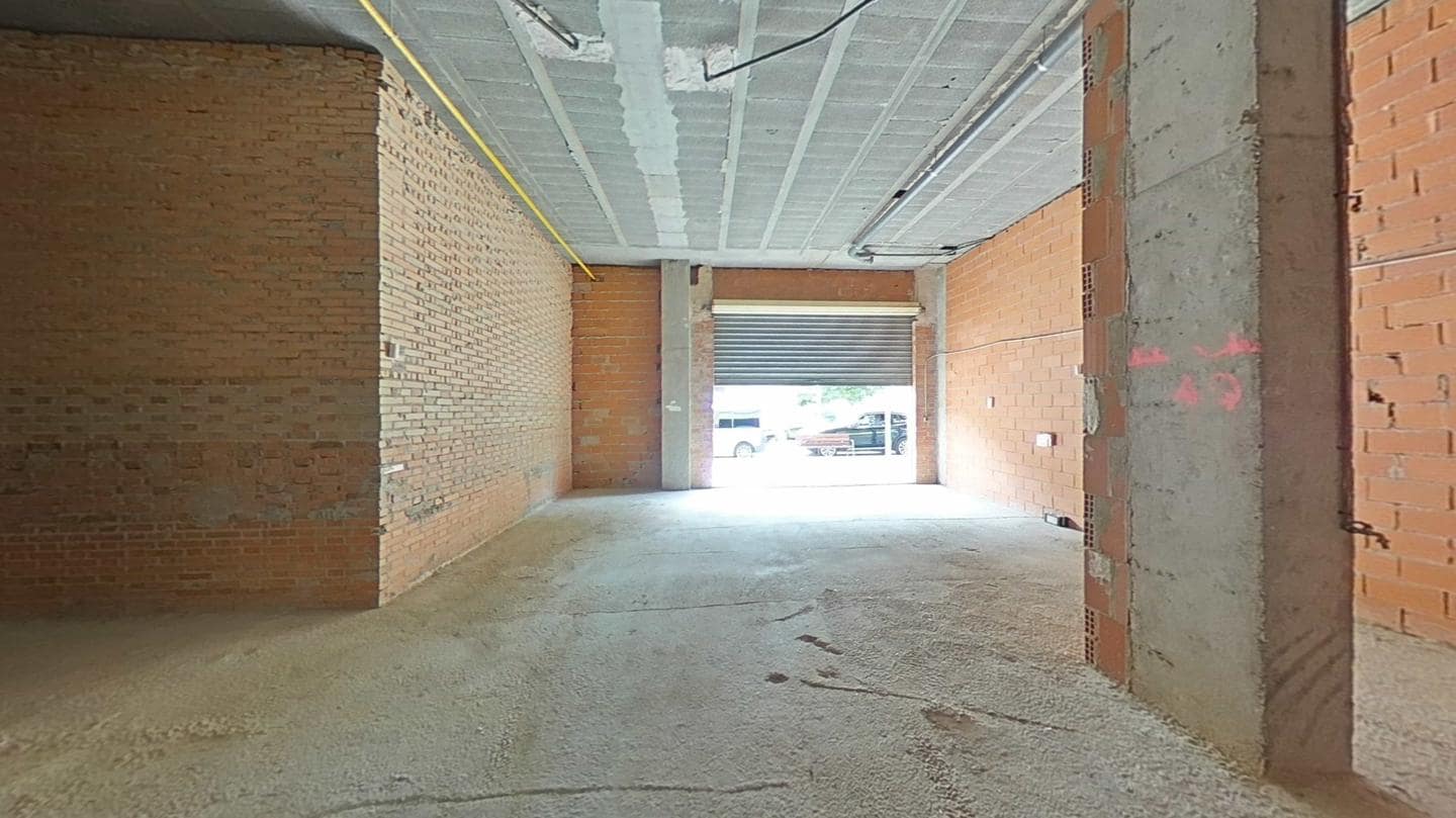 1 slaapkamer Bedrijf te koop in Aldaia - € 63.100 (Ref: 9427756)