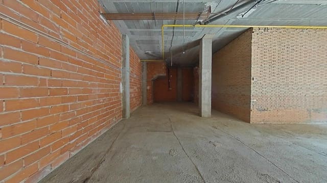 1 slaapkamer Bedrijf te koop in Aldaia - € 63.100 (Ref: 9427756)