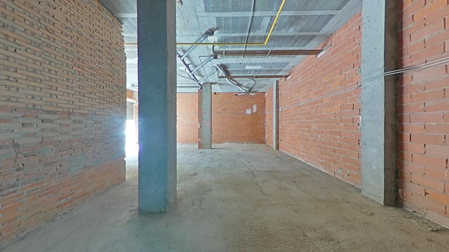 1 slaapkamer Bedrijf te koop in Aldaia - € 63.100 (Ref: 9427756)